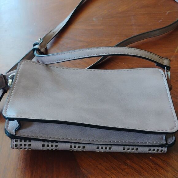Gray Crossbody Bag - Size: 5"X8"            (1014) - Picture 2 of 5